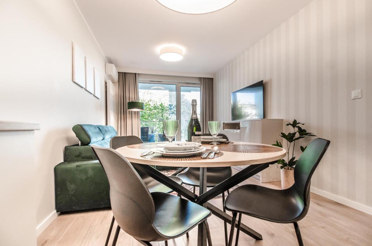 Whiteblue Apartment